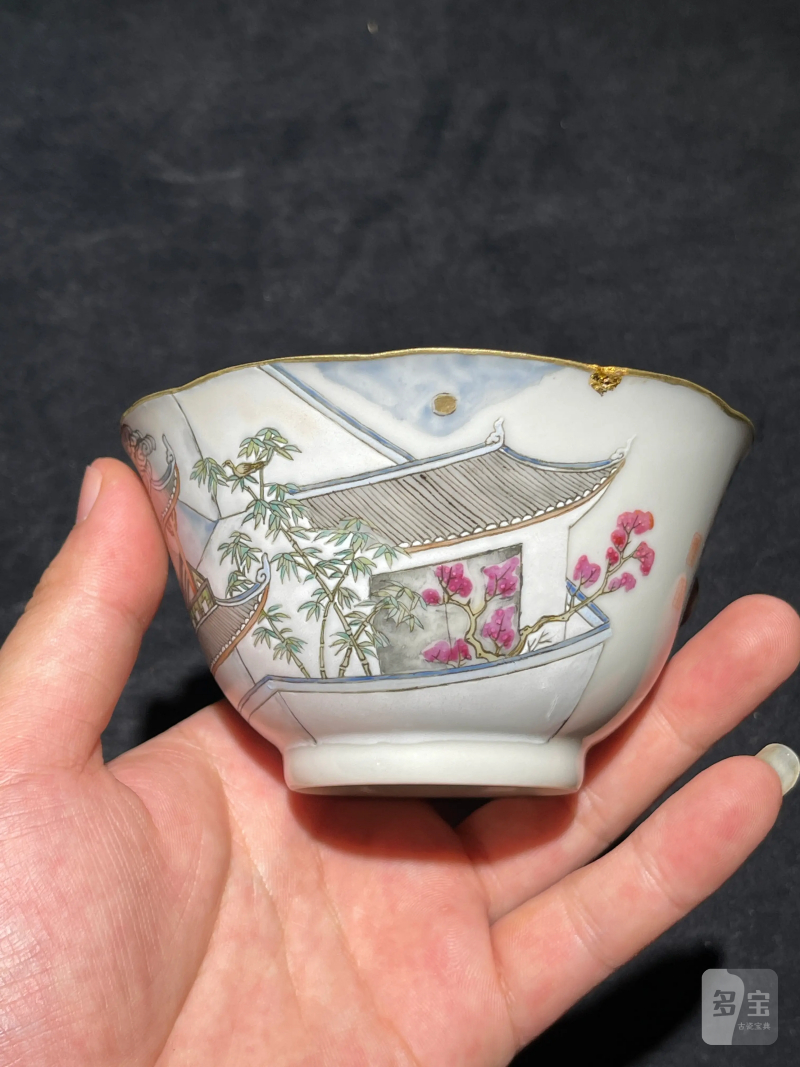 清嘉庆 “芷庄主人”款粉彩人物诗文花口茶园 - 图3